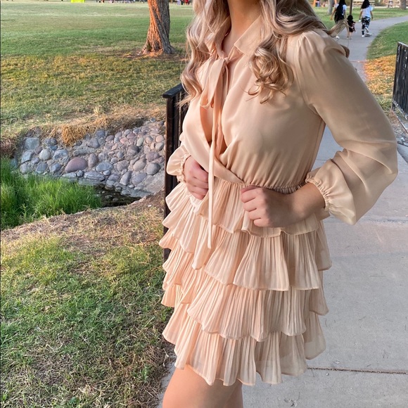 Dress - Picture 1 of 1